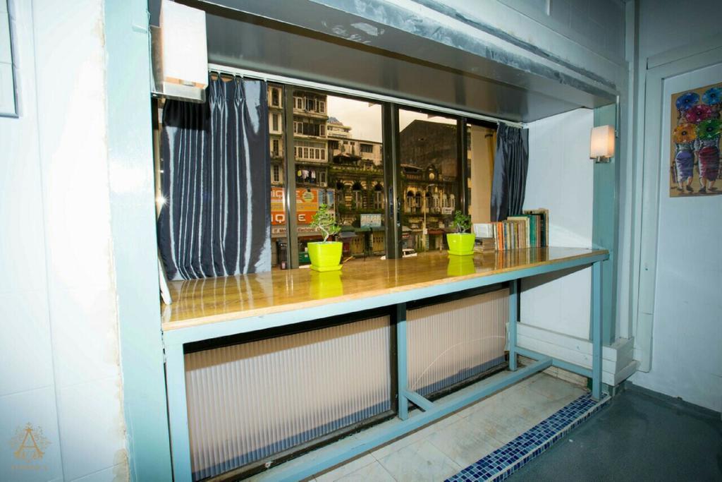 Min Galar Par Hostel 仰光 外观 照片